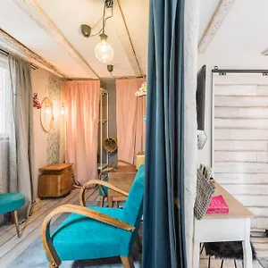 Livo Disno 12 Apartment