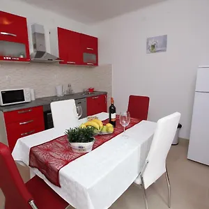 Seaside Paradise Apartment