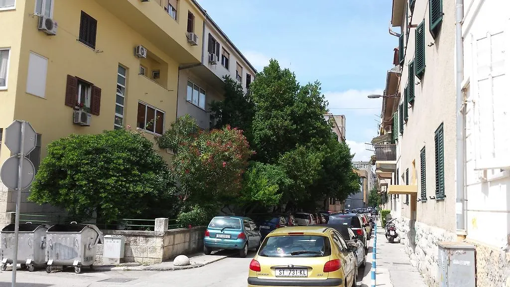 APARTMENT Patricia Split